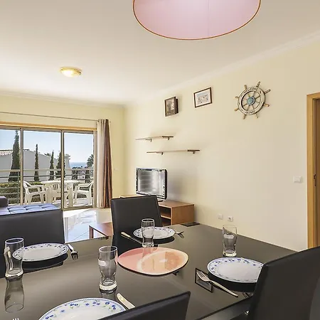 Apartment Paradise *
